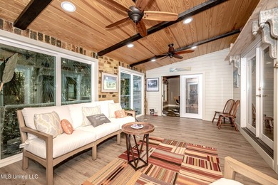 HIDDEN GEM IN THE HEART OF OCEAN SPRINGS...... Nestled among - photo 54