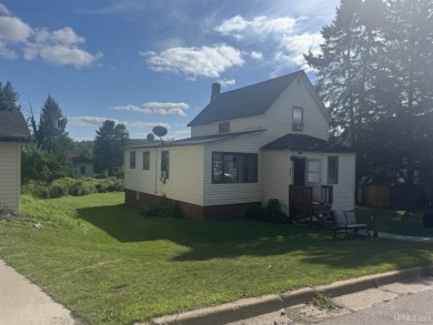 Runkle Lake  Home Active Under Contract in Crystal Falls Michigan