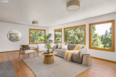Price Improvement! Thoughtfully renovated from top to bottom - photo 10