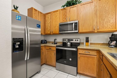 Welcome to this beautifully maintained 2-bedroom, 2-bath - photo 12