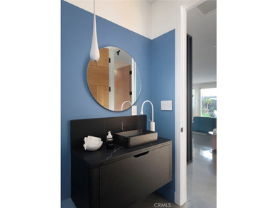 Welcome to a striking architectural residence in the highly - photo 19