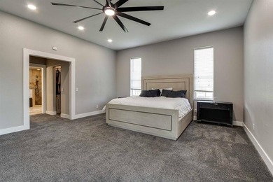 Set on nearly an acre (MOL) in Northwood Lake Estates, this - photo 20