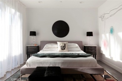 Welcome to a striking architectural residence in the highly - photo 24