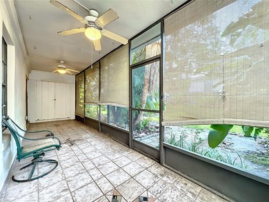 Charming 3 bedroom, 2bath condo in the desirable Village Square - photo 32