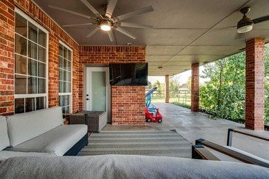 Set on nearly an acre (MOL) in Northwood Lake Estates, this - photo 32