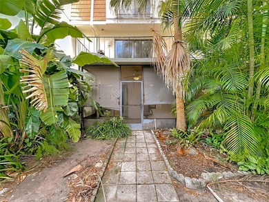 Charming 3 bedroom, 2bath condo in the desirable Village Square - photo 34