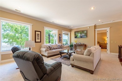 Experience lakefront living at the 17MM in the prestigious Porto - photo 5