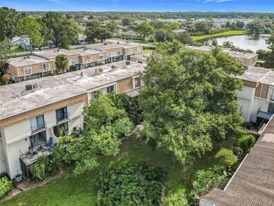 Charming 3 bedroom, 2bath condo in the desirable Village Square - photo 36