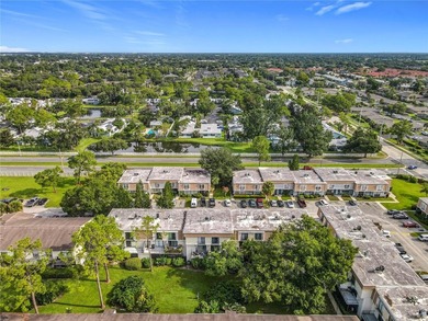 Charming 3 bedroom, 2bath condo in the desirable Village Square - photo 39