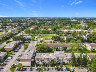 Charming 3 bedroom, 2bath condo in the desirable Village Square - photo 43