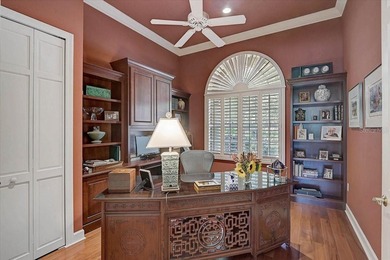 **IMPRESSIVE GOLF COURSE ESTATE IN THE HIGHLY SOUGHT-AFTER OAKS - photo 10