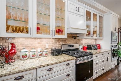 New listing in Breckenridge! This immaculate custom-built home - photo 8