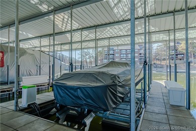The Knolls is a great complex and this is a nice unit with a - photo 3