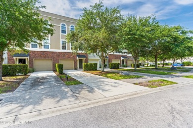 Lake Condo For Sale in Jacksonville, Florida