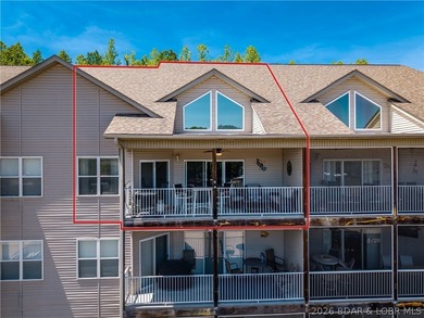 This is the kind of lake condo people wait for-top-floor views - photo 2