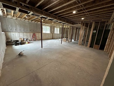 Exceptional New construction built with comfort, convenience and - photo 11