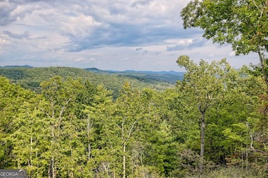 Surround yourself with luxury! Breathtaking layered views of - photo 14