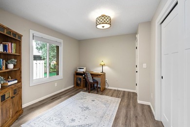 Welcome to this beautifully updated Kingswood model in desirable - photo 14
