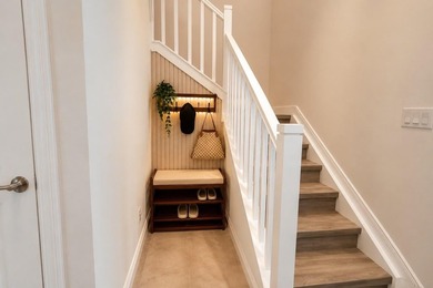 Corner unit, 2-car garage, 3 bedrooms, 2.5 bathrooms. Private - photo 15