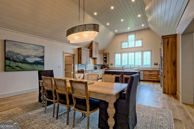 Surround yourself with luxury! Breathtaking layered views of - photo 17