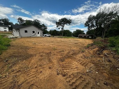 Exceptional New construction built with comfort, convenience and - photo 17