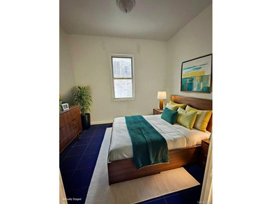 Welcome to 39-21 Janet Place, ideally located in the heart of - photo 8