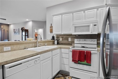 MOTIVATED SELLERS!!! Experience lakefront living at its finest - photo 6