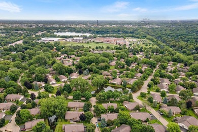 Welcome to this beautifully updated Kingswood model in desirable - photo 29