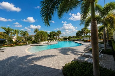 Corner unit, 2-car garage, 3 bedrooms, 2.5 bathrooms. Private - photo 37