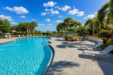 Corner unit, 2-car garage, 3 bedrooms, 2.5 bathrooms. Private - photo 39