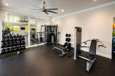 Corner unit, 2-car garage, 3 bedrooms, 2.5 bathrooms. Private - photo 41