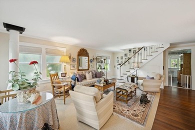 This Southampton Village Cape cod cottage encapsulates the - photo 10