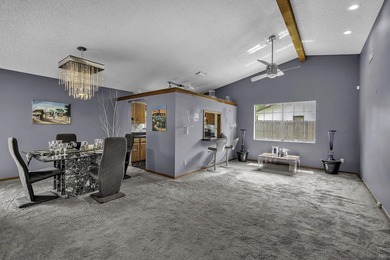 Welcome to this charming 3/2 single-family home in the heart of - photo 11