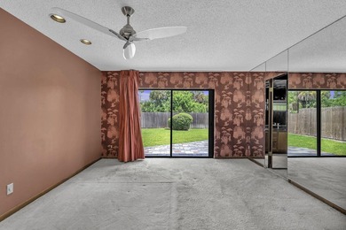 Welcome to this charming 3/2 single-family home in the heart of - photo 19