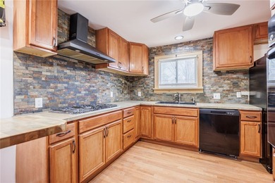 Welcome to 366 Tremont Street; a beautifully updated 4-bedroom - photo 7