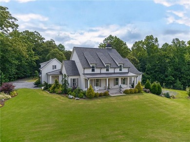 Nestled on 4.11 meticulously manicured private acres, this - photo 1