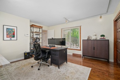 Welcome to this exceptional 5-bedroom, 4.1-bath ranch home - photo 9