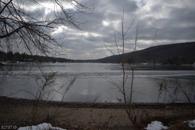 Your dream home starts here! Lakefront building lot in Pinecliff - photo 2