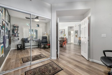 Beautifully maintained townhouse in North Scottsdale with new