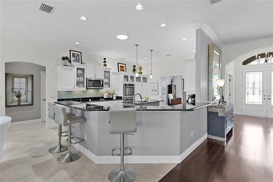 Golf-Front Luxury with Panoramic Views in the Village of - photo 10