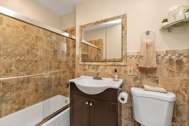 Welcome to this beautifully maintained 2-bedroom, 2-bath co-op - photo 14