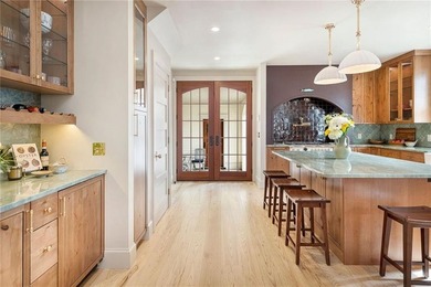 Located in Newport's Historic Point neighborhood, this newly - photo 15