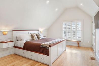 Located in Newport's Historic Point neighborhood, this newly - photo 32