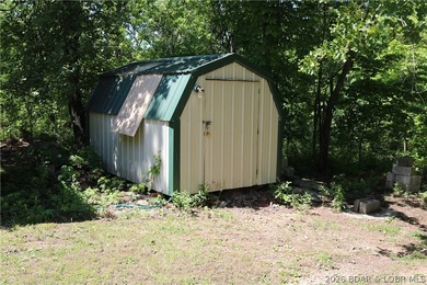 LARGE COUNTRY HOME WITH HIGHLY DESIRABLE LOCATION. ALMOST 4200 - photo 6
