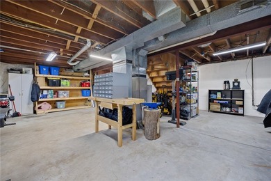 Welcome home to this meticulously maintained Cape Cod in Ontario - photo 36