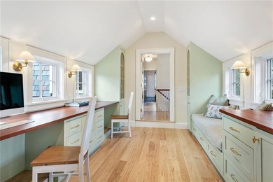 Located in Newport's Historic Point neighborhood, this newly - photo 37