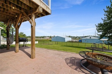 Welcome home to this meticulously maintained Cape Cod in Ontario - photo 40