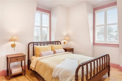 Located in Newport's Historic Point neighborhood, this newly - photo 43