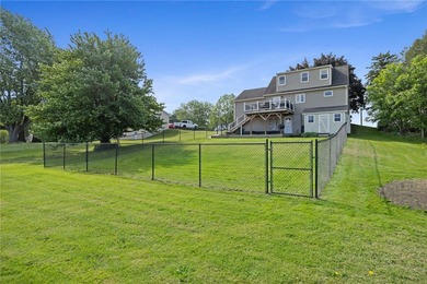 Welcome home to this meticulously maintained Cape Cod in Ontario - photo 44