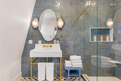 Located in Newport's Historic Point neighborhood, this newly - photo 44